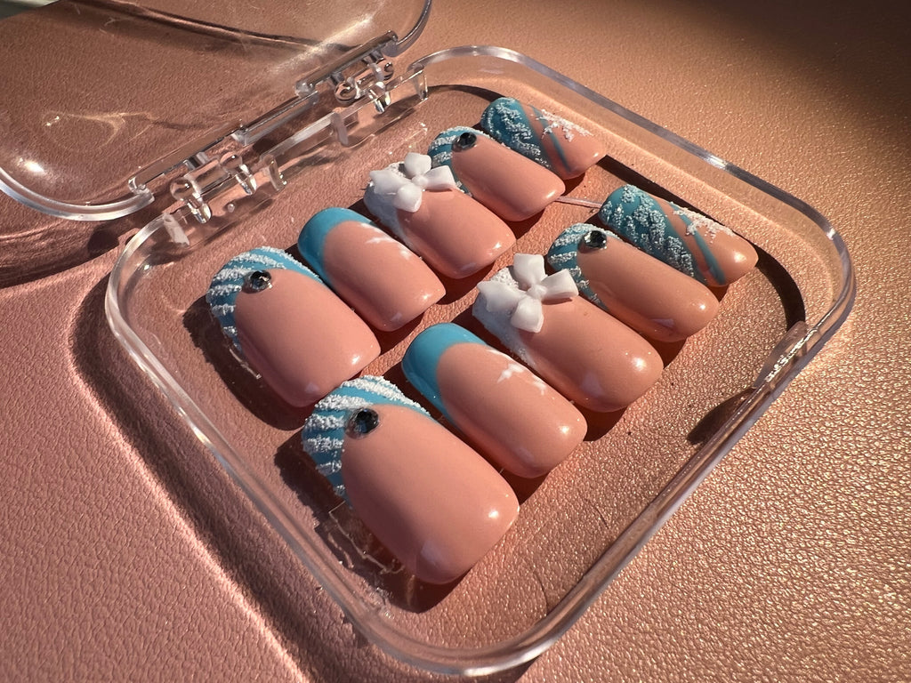 Press on Frozen Romance & Kit omaggio